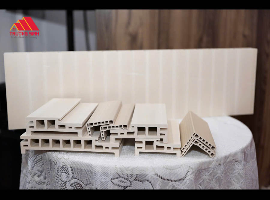 Phôi khuôn bao và nẹp cửa Composite